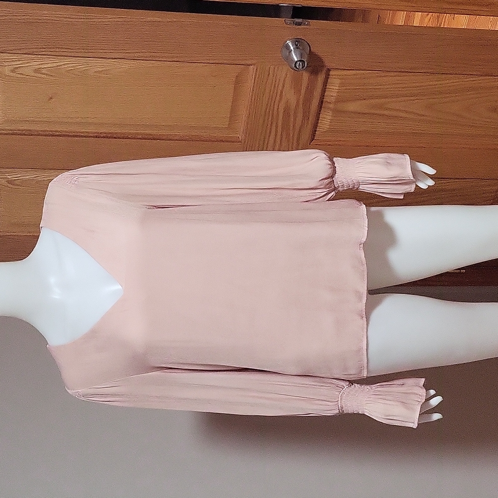 A new day Blush long sleeve blouse size M.